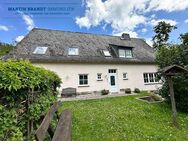 Historisches Forsthaus mit schönem Garten und Garage in traumhafter Hexenturm Wohnlage von Idstein - Idstein