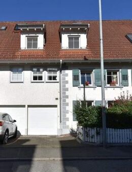 Bezugsfreie 5,5-Zimmer-DG-Maisonette-Wohnung mit Balkon, im Herzen von Konstanz-Wollmatingen - Konstanz