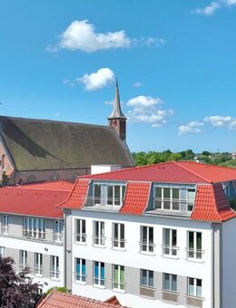 Exklusive Dachgeschosswohnung in sehr zentraler Wohnlage - Ribnitz-Damgarten