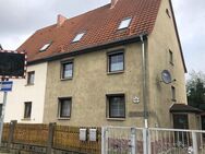 ++Doppelhaushälfte mit Entwicklungspotential in Döllnitz++ - Schkopau
