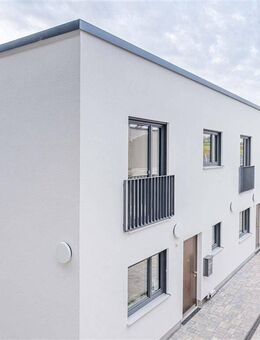 Modernes Stadthaus mit 5 Zimmern in zentraler Lage - Viechtach