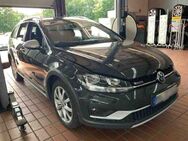 VW Golf Variant Alltrack 183 PS, 4Motion,8xALU - Schleusingen