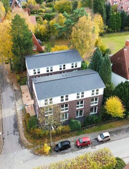Familientraum in Volksdorf – modernes Reihenhaus mit Terrasse - Hamburg