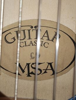 4/4 Konzertgitarre , Classic - Rauen