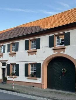 Sanierter Fachwerktraum mit Einliegerwohnung und großem Garten in Schwalmtal - Schwalmtal (Nordrhein-Westfalen)
