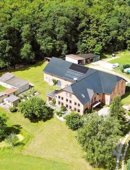 Landsitz/Resthof in Alleinlage inmitten der Holsteinischen Schweiz - Bosau