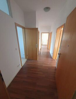 Helle 3Zimmer-Wohnung mit neuem Balkon nähe Bahnhof - Mühlacker