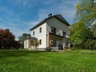 Einziehen und Wohlfühlen ! Sehr gepflegtes Einfamilienhaus mit schönem Garten und Poolanlage... - Potsdam