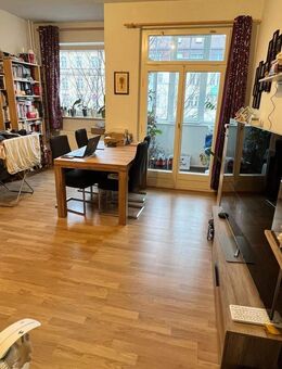 Vermietet 2,5 Zimmer Wohnung, nahe Volkspark - Berlin