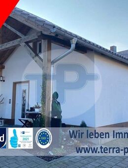 INVESTOREN UND ANLEGER AUFGEPASST! ANWESEN - BESTEHEND AUS BUNGALOW U. ZWEIFAM. HAUS - Röhrnbach