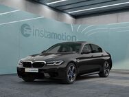 BMW M5, xDrive DrAssProf BowerWilkins, Jahr 2023 - München