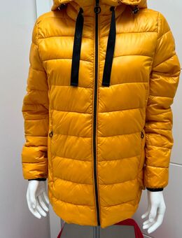 Jacke, wattiert von Esprit Gr. S senffarben mit abnehmbarer Kapuze - Vechta