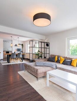 FIRSTPLACE - sanierte 2-Zi-Wohnung mit optionaler Ausbaureserve im Dachgeschoß - Oberhaching