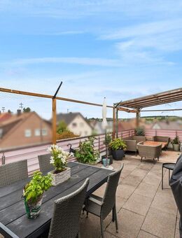 Exklusives Mehrfamilienhaus mit zusätzlicher Gewerbeeinheit in zentraler Lage von Schwaikheim - Schwaikheim