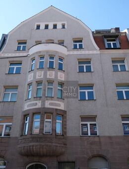 Lichtdurchflutete Altbauwohnung mit Küchenzeile und Balkon in Schoppershof - Nürnberg