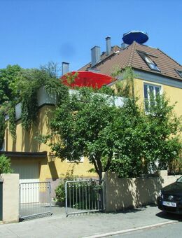 Nbg Erlenstegen 2,5 Zi Terrassenwohnung 2.OG komplett möbeliert - Nürnberg