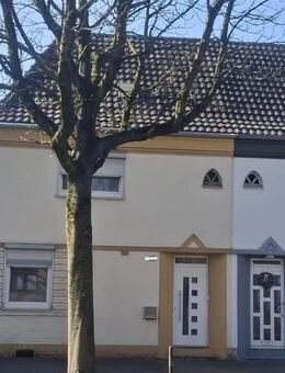 Wohnen oder Neubauen im Herzen von Krefeld - Doppelhaushälfte mit großem Grundstück und Potenzial - Krefeld