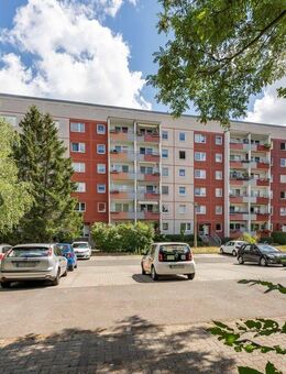 Dreiraumwohnung, großzügige Raumaufteilung, kinderfreundliches Umfeld - Leipzig