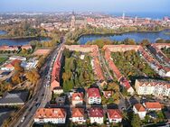 gemütliche Dachgeschosswohnung mit zwei Zimmern, Küche und Bad - Stralsund