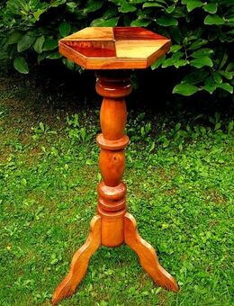 Dekorative Vintage Blumensäule mit gedrechseltem Mittelteil aus den 70er Jahren - Niederfischbach