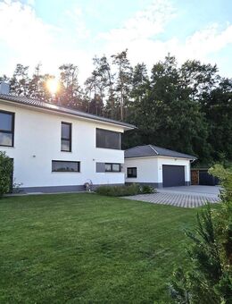 Exklusives Toskana-Einfamilienhaus mit Einlieger WG/Büro, Doppelgarage und v. Extras in Wolkersdorf - Schwabach Zentrum