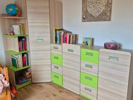 Kinderzimmer Möbel Set Drehtürenschrank Kommode Bett Regal - Erfurt