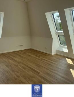 Erstbezug! Dachtraum über 2 Ebenen, Wintergarten, Klimaanlage, Lift hält in Wohnung! - Dresden