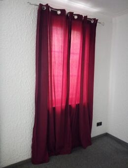 3 Vorhänge 140 x 245 mit Stange - Calw Zentrum