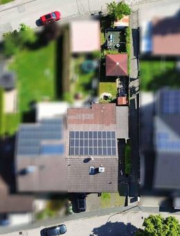 Kernsanierte 4-Zimmer-Wohnung mit Garten & PV-Anlage + Genehmigung für weitere 3-Zimmer-Wohnung - Ebersberg