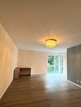 IK | Homburg-Jägersburg: Charmante 2-Zimmer-Wohnung in ruhiger und attraktiver Wohngegend - Homburg