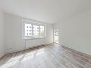 Ihr neues Zuhause in Cracau! Schicke, frisch renovierte 4-Zimmer-Wohnung mit Loggia! - Magdeburg