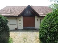 Ensemble Einfamilienhaus mit noch 1 zusätzlichen Bauplatz 0,57 ha Ortsrandlage, schöner Blick - Hilzingen
