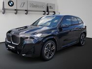 BMW iX, 1 xDrive30 M SPORT °, Jahr 2024 - Eggenfelden