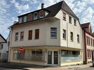 ZU VERKAUFEN: Zentral gelegenes Wohn- und Geschäftshaus (3 Parteien) mit viel Potenzial im Herzen von Soest - Soest