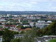 Helle 5-Zimmer-Erdgeschoßwohnung mit Balkon und Dachterrasse im gepflegten Dreifamilienhaus, beste Wohnlage am Mariahilfberg/Am Südhang in Amberg - Amberg