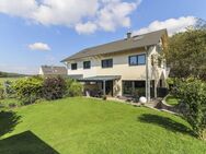 Modernes Einfamilienhaus mit Garten, Garage und Carport in Seenähe - Wörthsee