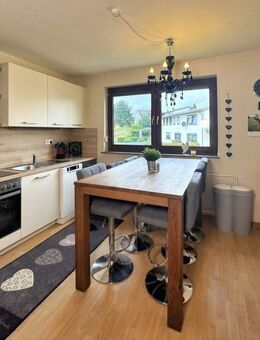 Ruhige Ortsrandlage mit Top-Anbindung: schöne 3-Zimmer-Wohnung in Edermünde-OT - Edermünde