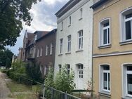 Mehrfamilienhaus mit großem Potenzial - Malchow