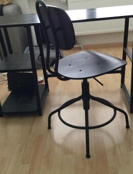 Schreibtisch + KULLABERG Drehstuhl, schwarz - Gröbenzell