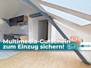 ***500 €-Multimedia-Gutschein zum Einzug sichern!***: Attraktive 2-Zimmer-Dachgeschosswohnung mit Einbauküche und Tageslichtbad! - Aschersleben