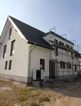 Attraktive Doppelhaushälften in Kirchlengern mit KfW-55-Standard - Kirchlengern
