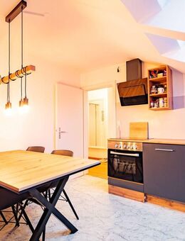 Moderne Zweizimmer Dachgeschosswohnung in toller Lage von Lörrach - Lörrach