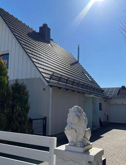 gepflegtes Einfamilienhaus mit Dachterrasse und wunderbaren Garten - Töging (Inn)