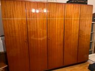 Vintage Kleiderschrank - Wuppertal