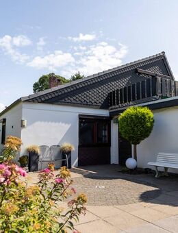 *** aus PFLEGENDER HAND in BELIEBTER LAGE mit viel RAUM und GARTEN *** - Ganderkesee