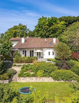 Raum, Stil & Natur - Großzügiges Familiendomizil mit Blick, Garten und architektonischer Raffinesse - Starnberg
