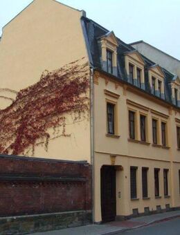 Schöne 2-Raum-Wohnung mit Balkon im Zentrum von Greiz - Greiz