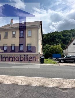 Attraktive Kapitalanlage mit großem Parkplatz und solider Rendite - Steinbach-Hallenberg