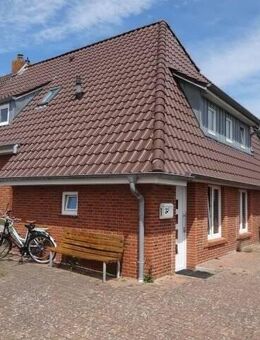 Vierfamiliendoppelhaushälfte mit 2 Dauerwohnungen und 2 FeWo - Norderney