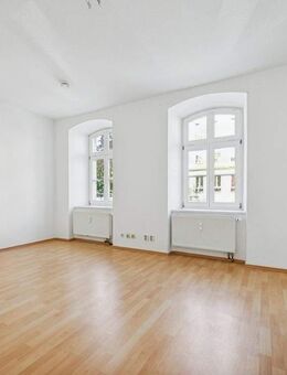 ++Neustadt (Sa): Sonnige Singlewohnung ermöglicht sofortigen Einzug in elegantes 30-m2-EG-Zuhause++ - Neustadt (Sachsen)